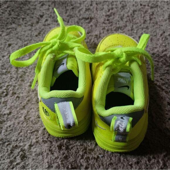 Nike Air Force 1 Neon Toddler Sneaker Utility TD Volt AV4273-700 Sz 5C PRE-OWNED - Picture 4 of 7